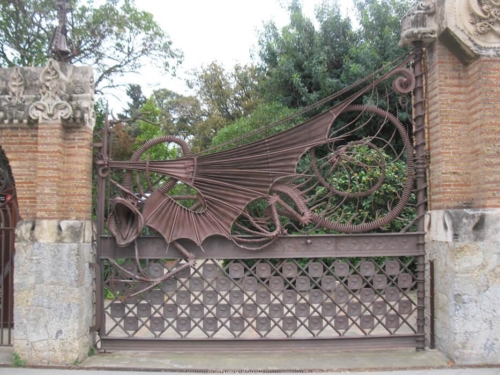 Barcelona Guell Gaudi Gate Pedralbes Tour