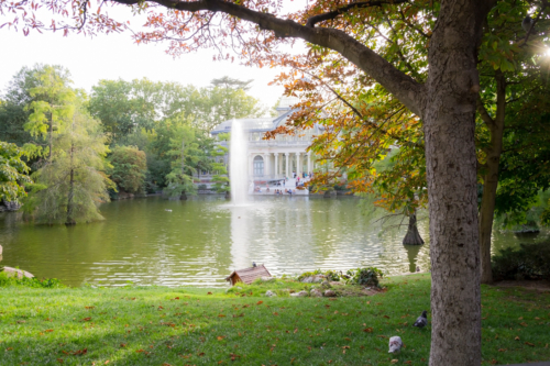 Crystal palace in retire's park